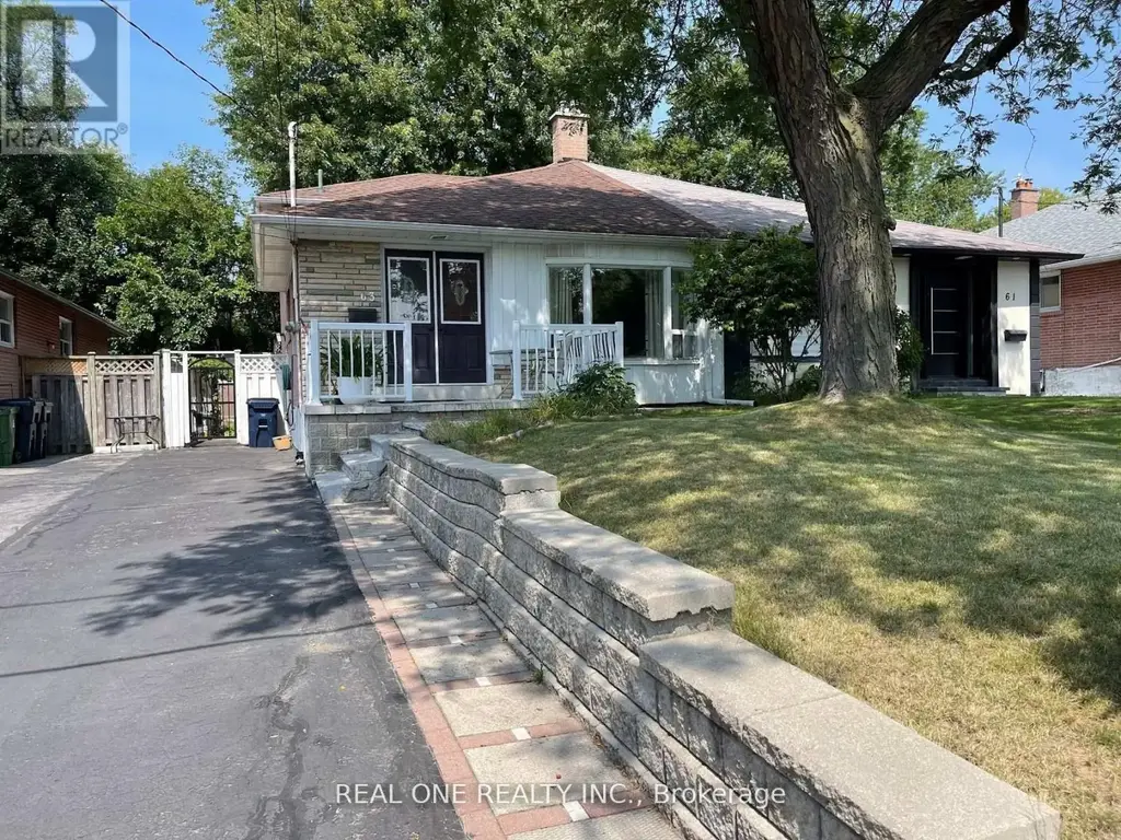 2 Bedrooms - 63 Sundial Crescent, Toronto (Victoria Village)