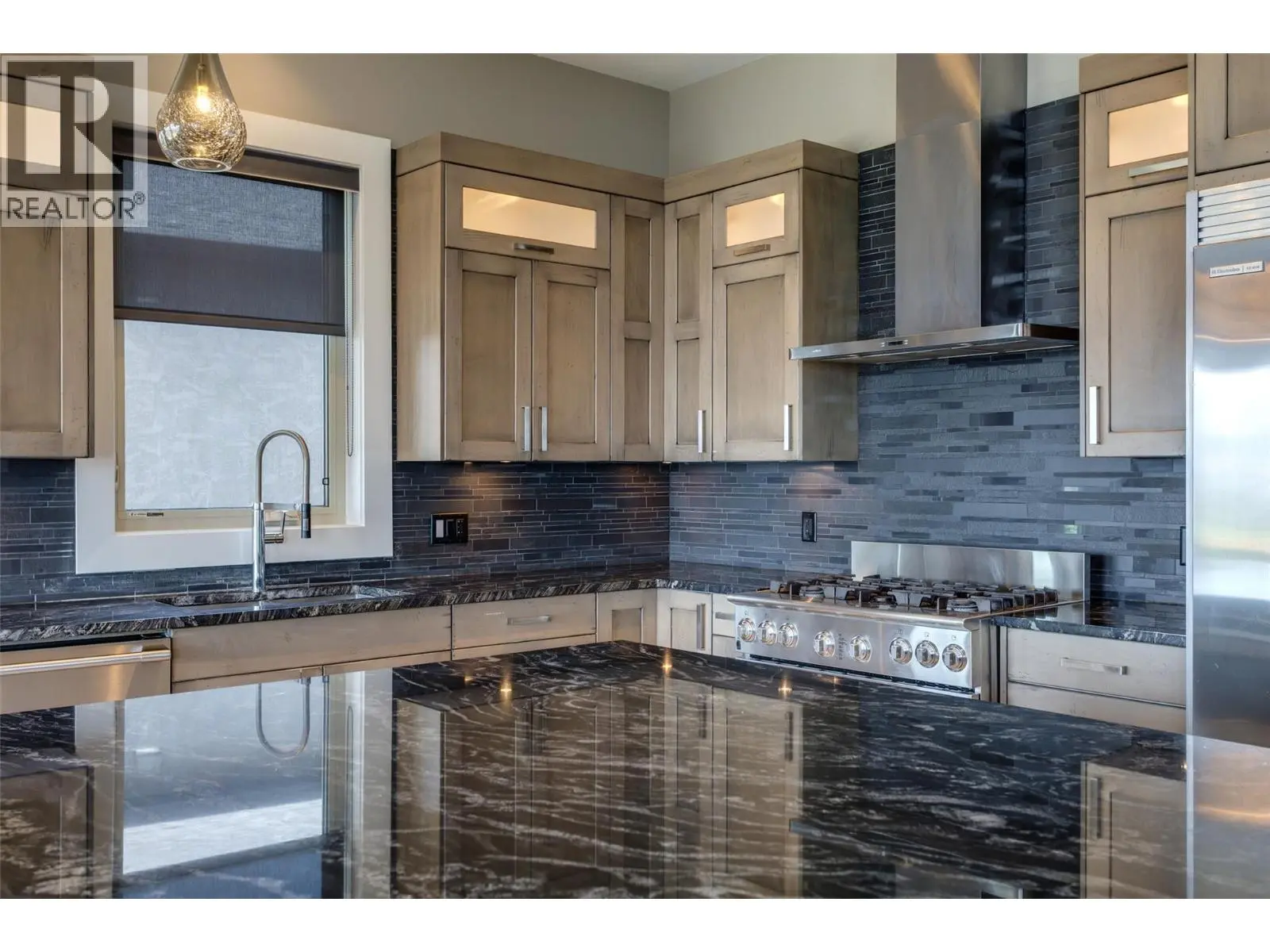 1002 Hewetson Avenue. Kelowna, British Columbia