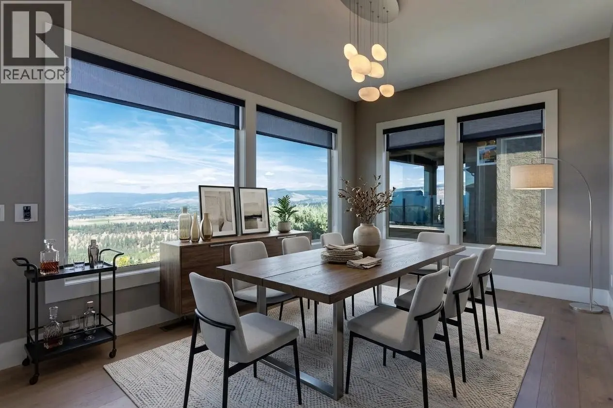 1002 Hewetson Avenue. Kelowna, British Columbia