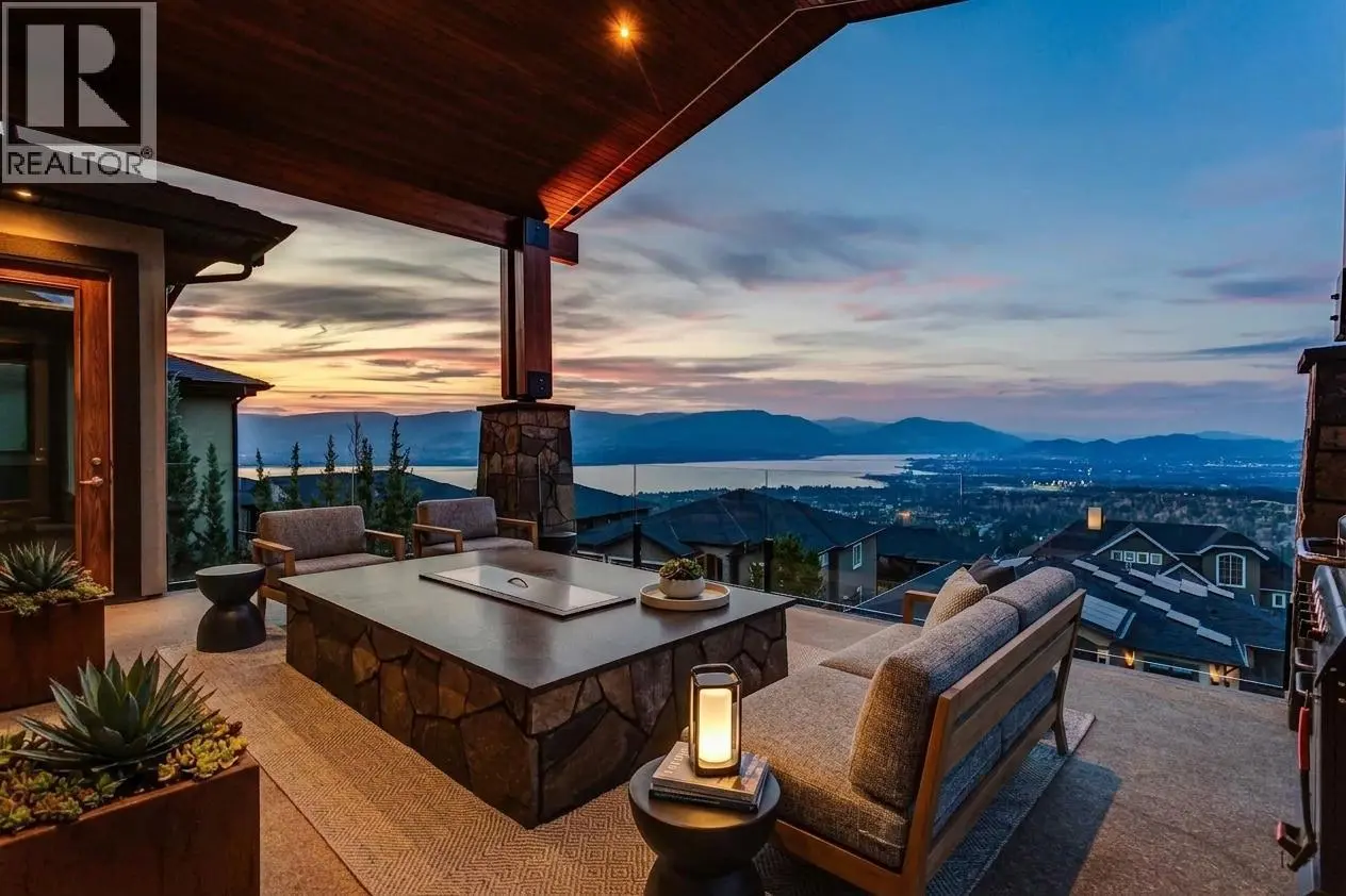 1002 Hewetson Avenue. Kelowna, British Columbia