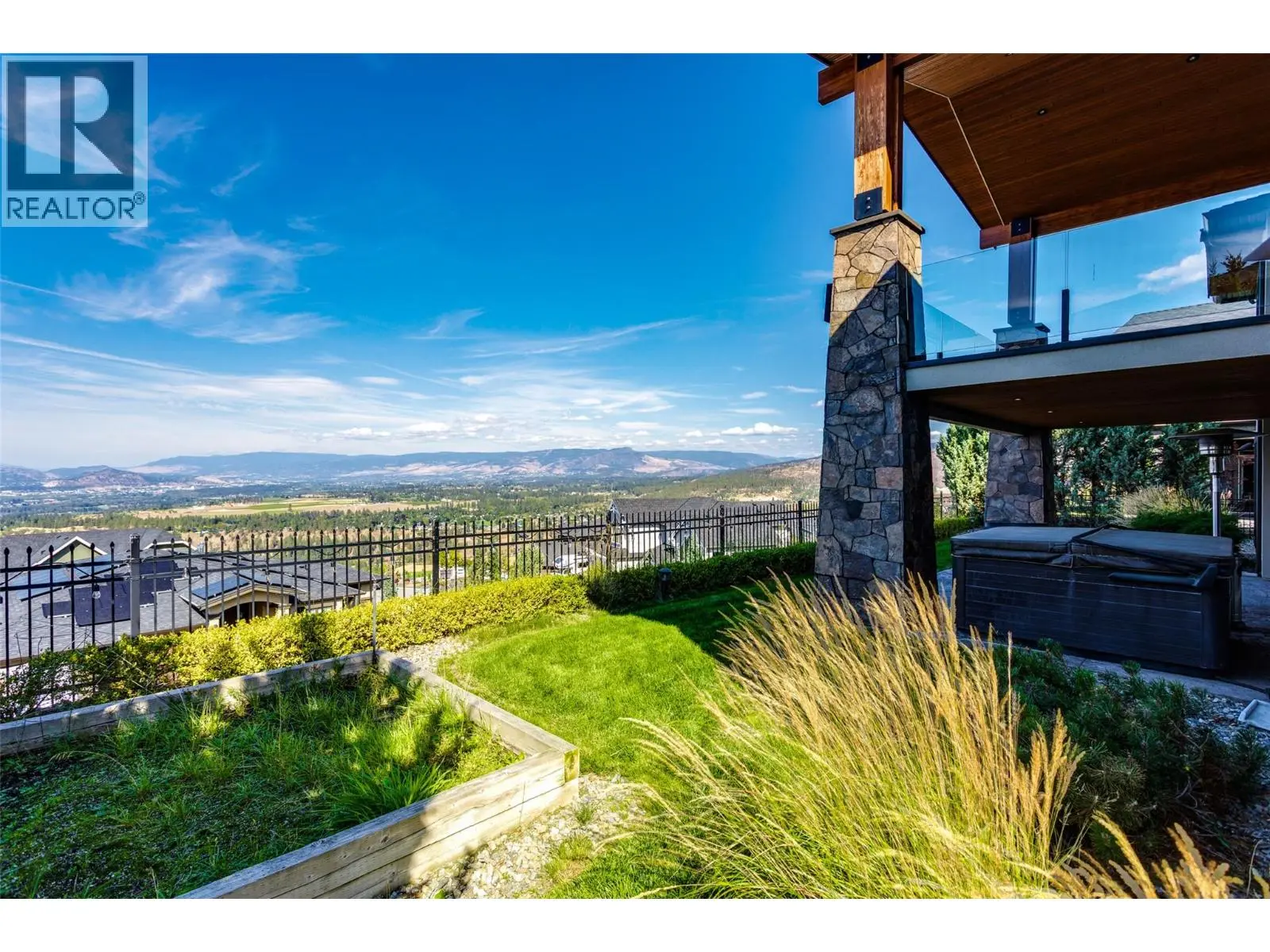 1002 Hewetson Avenue. Kelowna, British Columbia