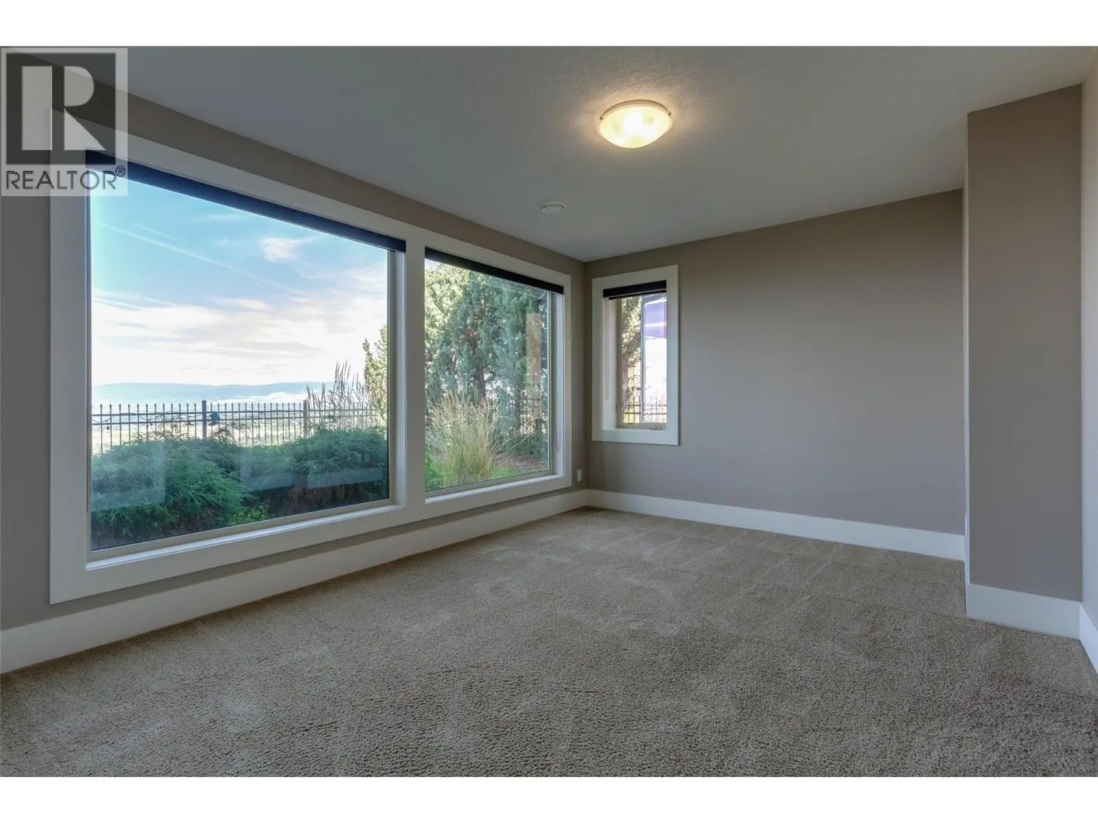 1002 Hewetson Avenue. Kelowna, British Columbia