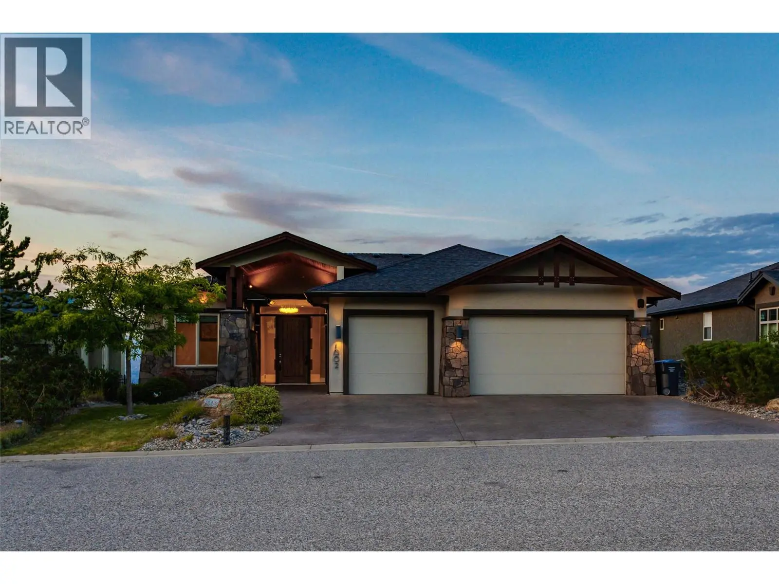 1002 Hewetson Avenue. Kelowna, British Columbia
