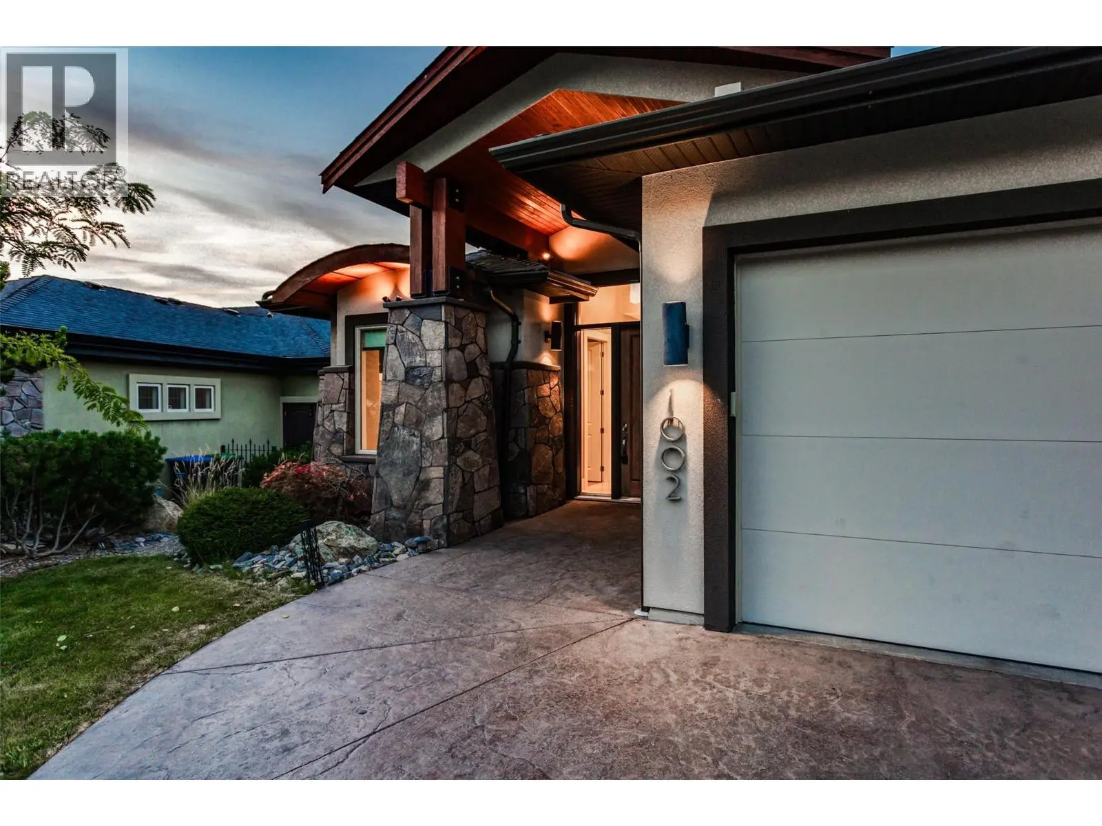 1002 Hewetson Avenue. Kelowna, British Columbia