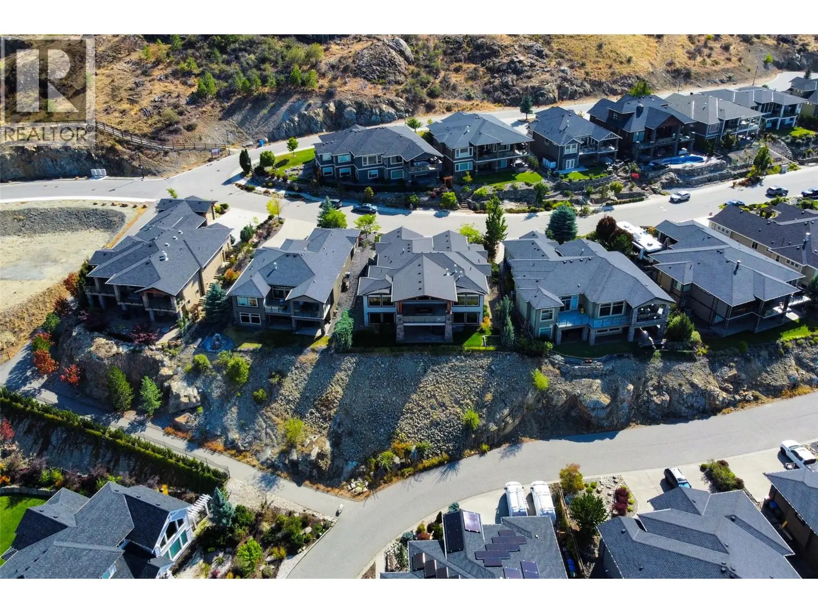 1002 Hewetson Avenue. Kelowna, British Columbia