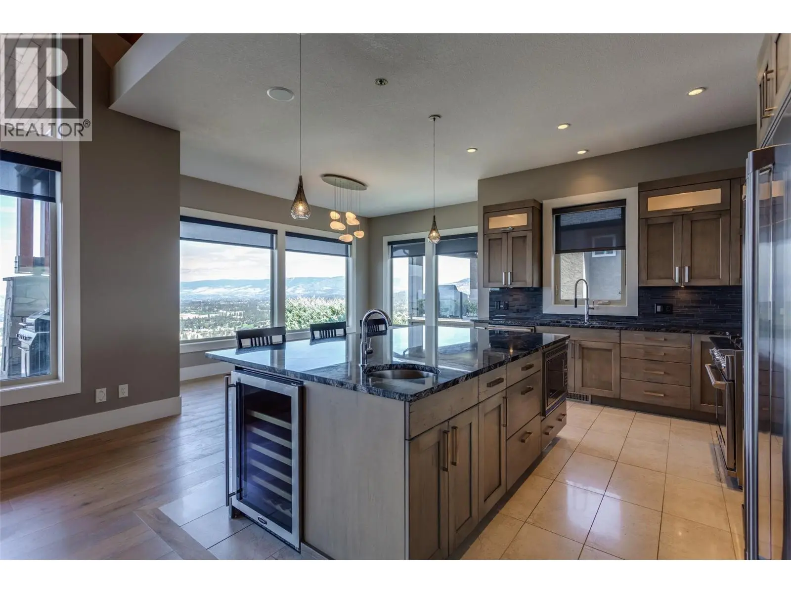 1002 Hewetson Avenue. Kelowna, British Columbia