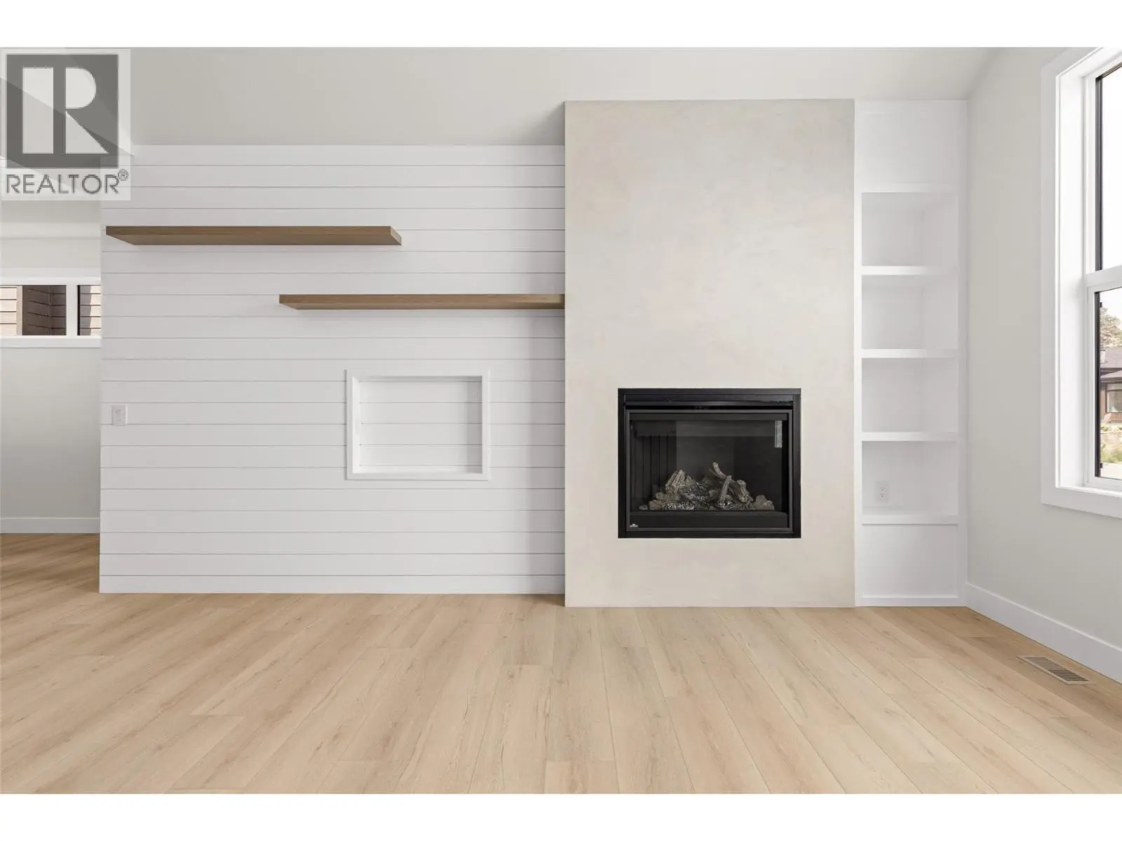 1448 Whistling Pine Place. Kelowna, British Columbia