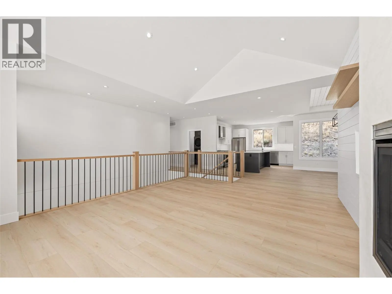 1448 Whistling Pine Place. Kelowna, British Columbia