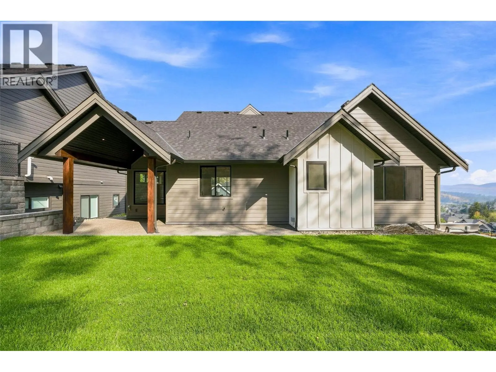 1448 Whistling Pine Place. Kelowna, British Columbia