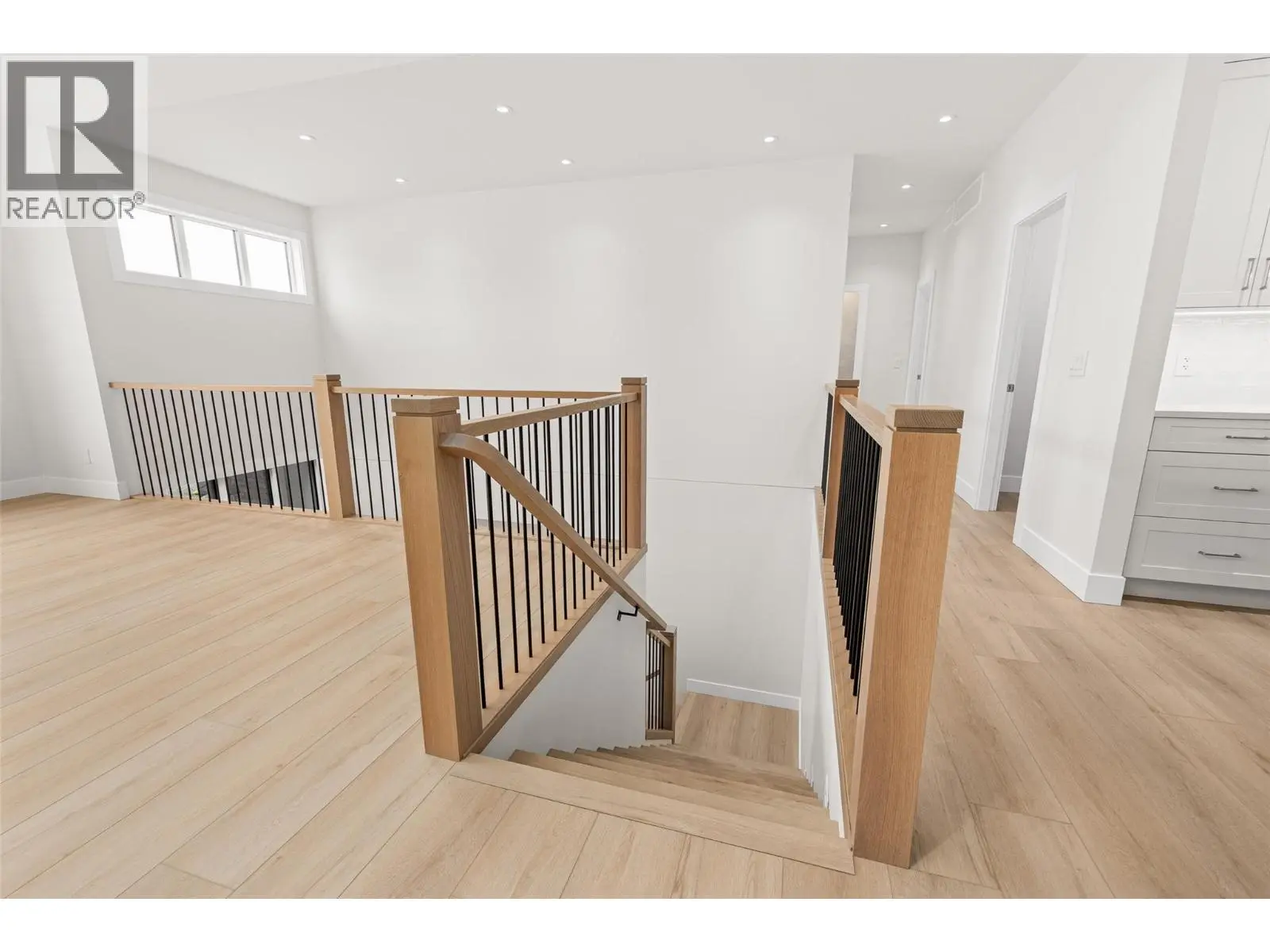 1448 Whistling Pine Place. Kelowna, British Columbia