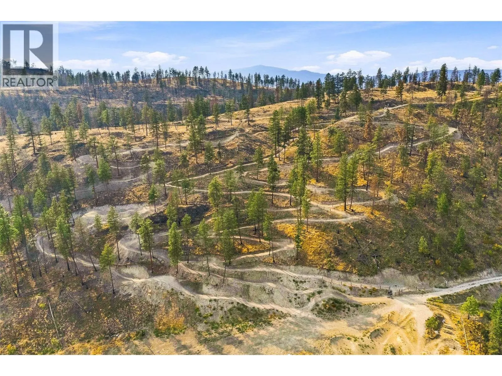 1448 Whistling Pine Place. Kelowna, British Columbia