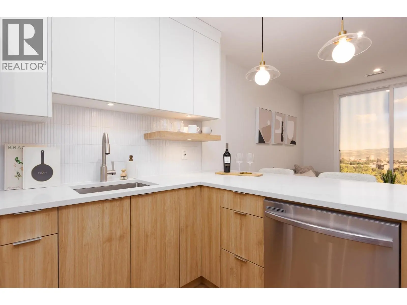 1281 Pridham Avenue Unit# 621. Kelowna, British Columbia
