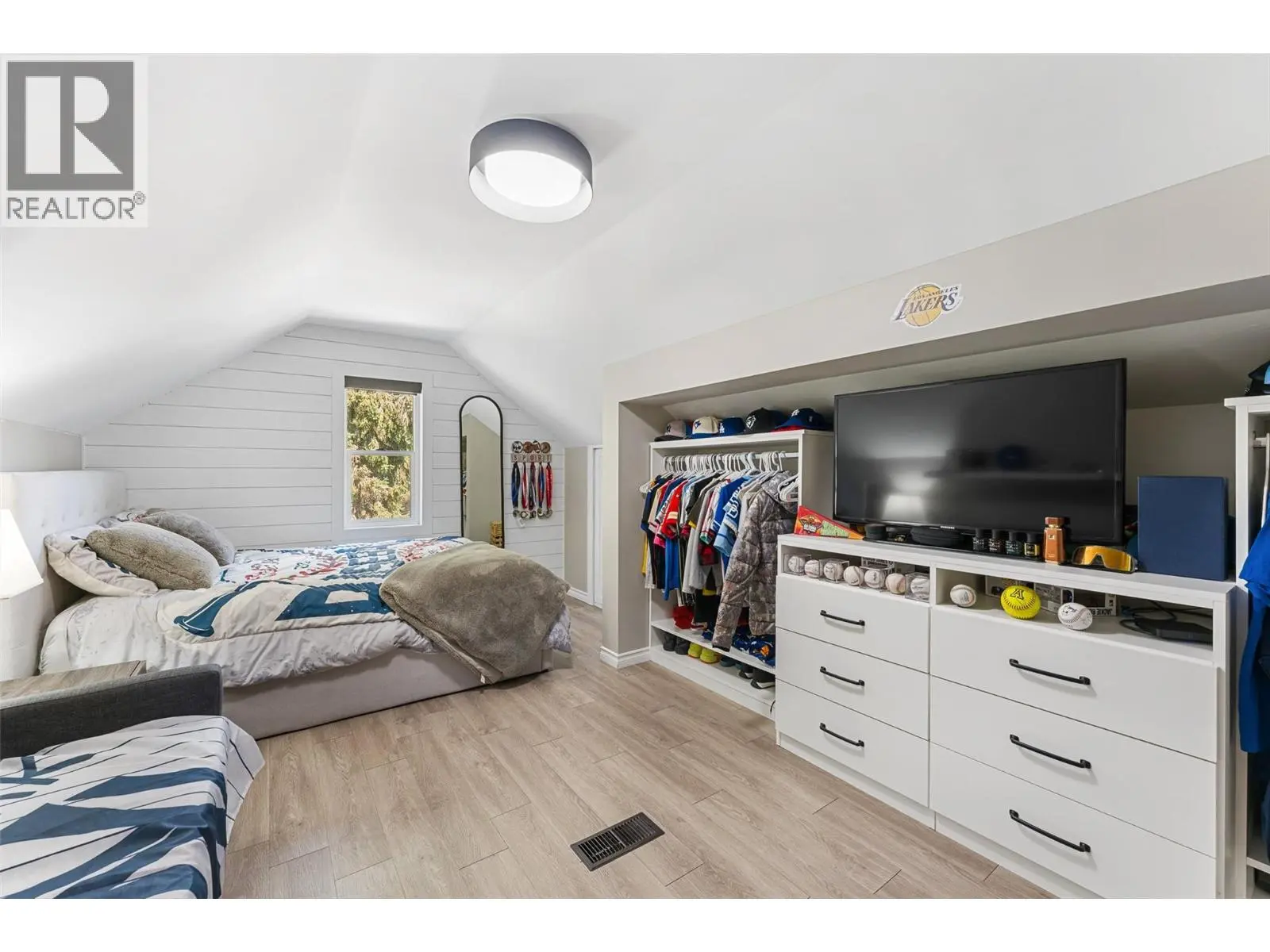 1456 Latta Road. Kelowna, British Columbia