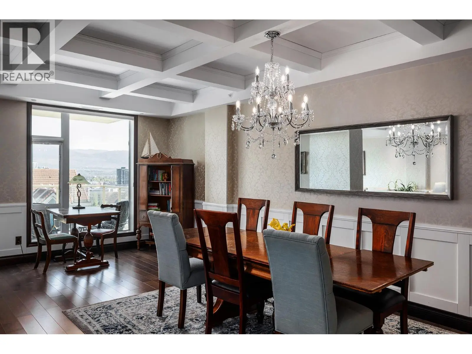 1128 Sunset Drive Unit# 1702. Kelowna, British Columbia
