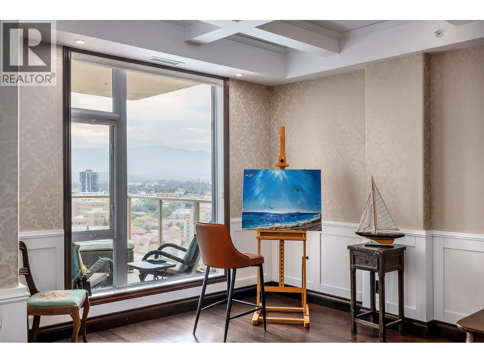 1128 Sunset Drive Unit# 1702. Kelowna, British Columbia