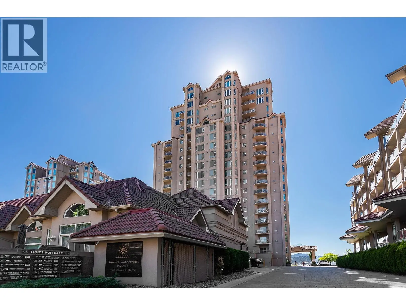 1128 Sunset Drive Unit# 1702. Kelowna, British Columbia