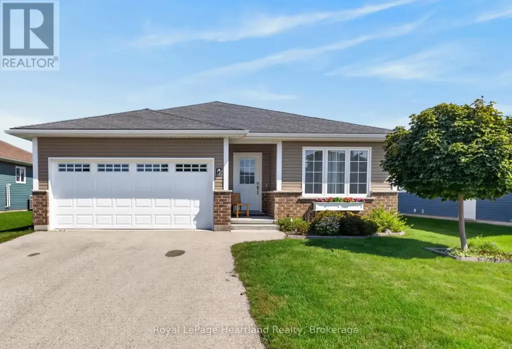 12 Windward Way N, Ashfield-Colborne-Wawanosh (Colborne)