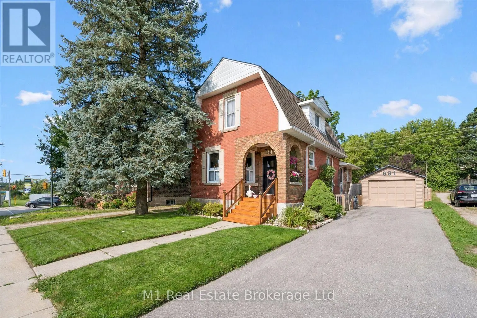 691 St Andrew Street W, Centre Wellington (Fergus)