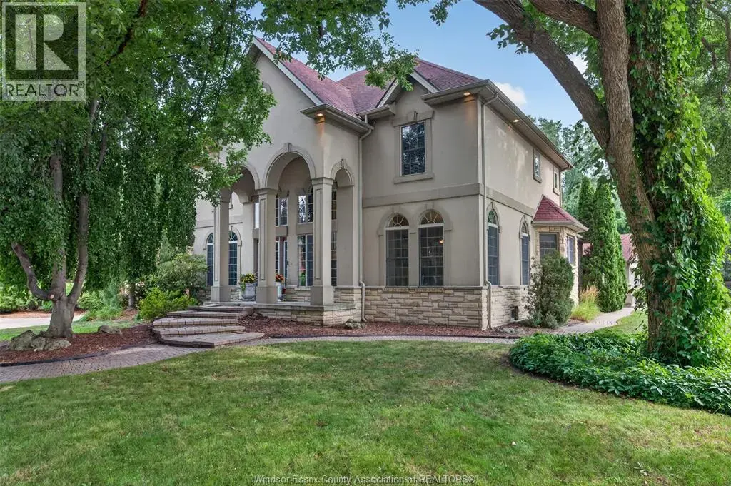 1150 Monty, LaSalle