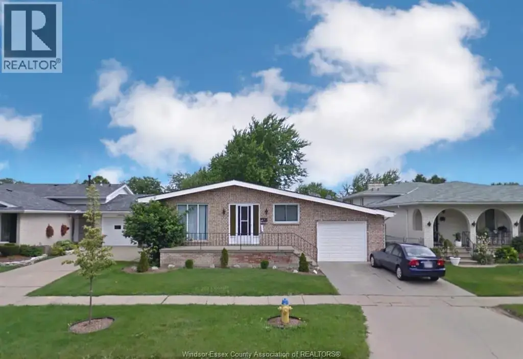 10820 Mulberry Drive Unit# Lower, Windsor