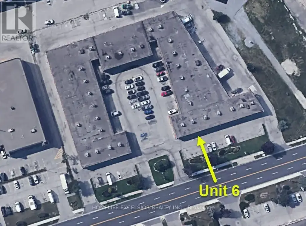 6 - 825 Denison Street, Markham (Milliken Mills West)