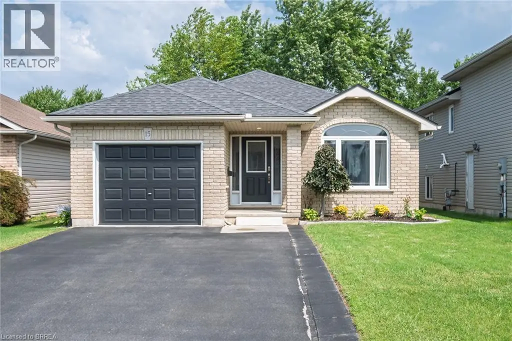 15 Landon Avenue, Simcoe