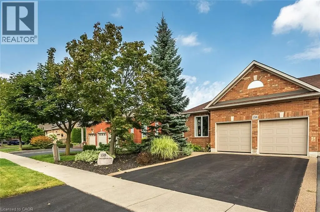 159 Thoroughbred Boulevard, Ancaster