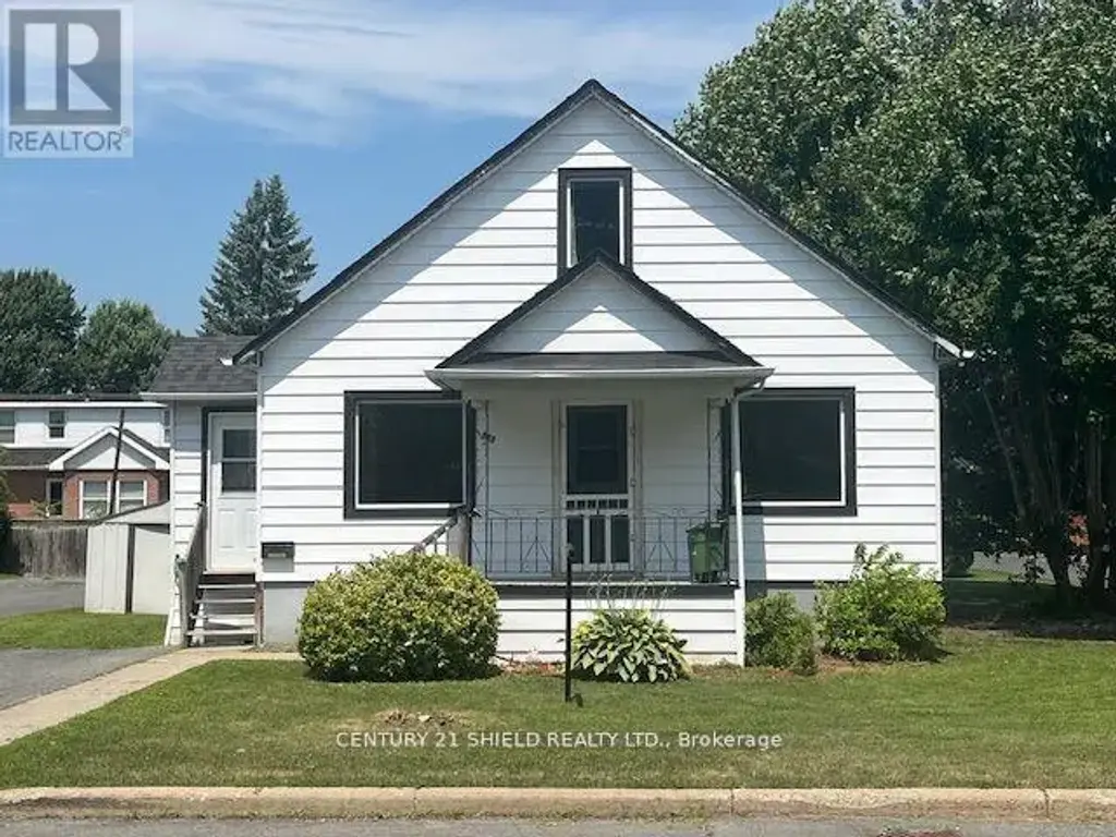 513 Fourth Street E, Cornwall