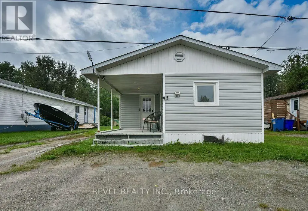 30 Notre Dame, Timmins (MTJ - Trailer Parks)