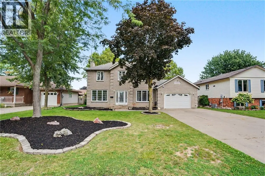 21 Farewell Crescent, Smithville