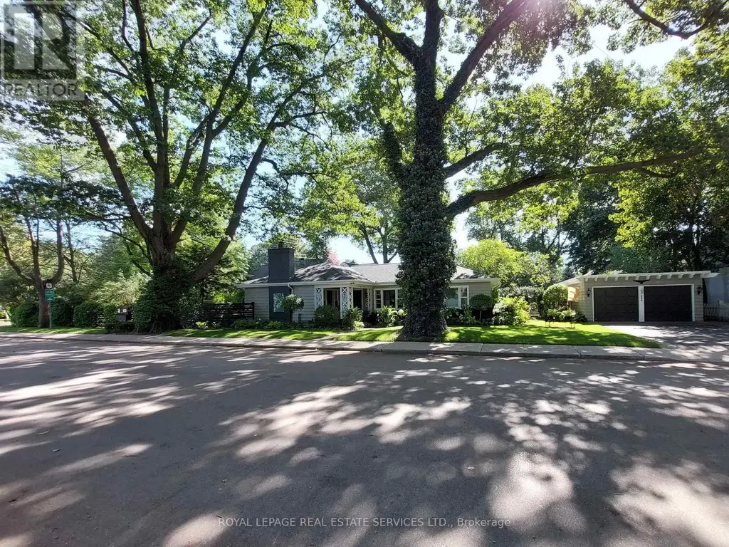 344 Maple Avenue, Oakville (OO Old Oakville)
