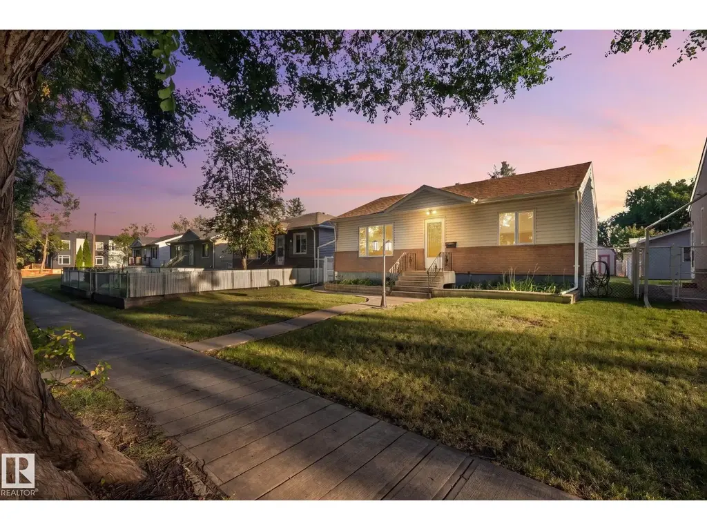 9719 65 Av Nw, Edmonton