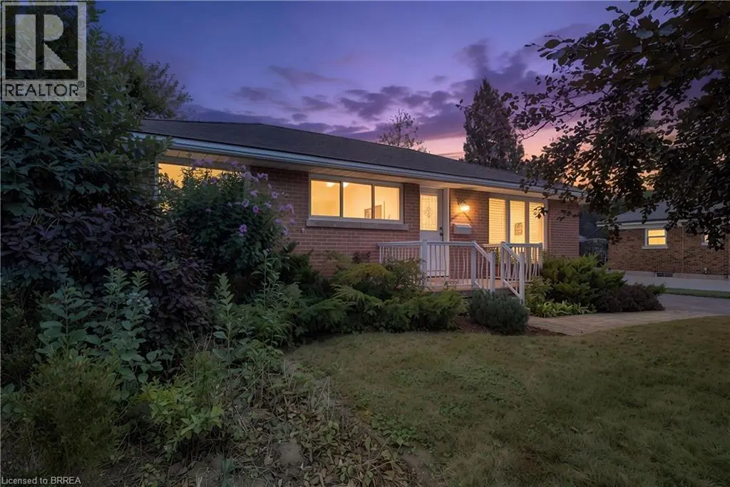 25 Wayne Drive, Brantford