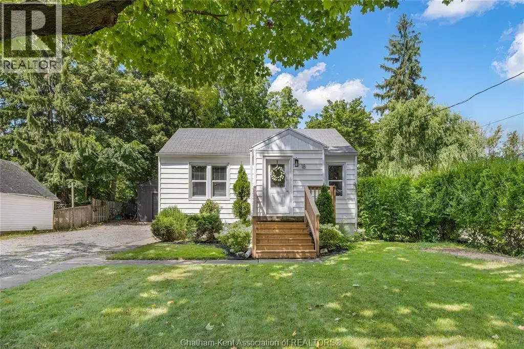 18 Cathcart Street East, Ridgetown