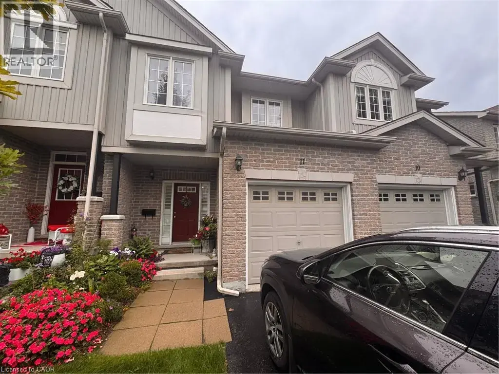 105 Pinnacle Drive Unit# 11, Kitchener