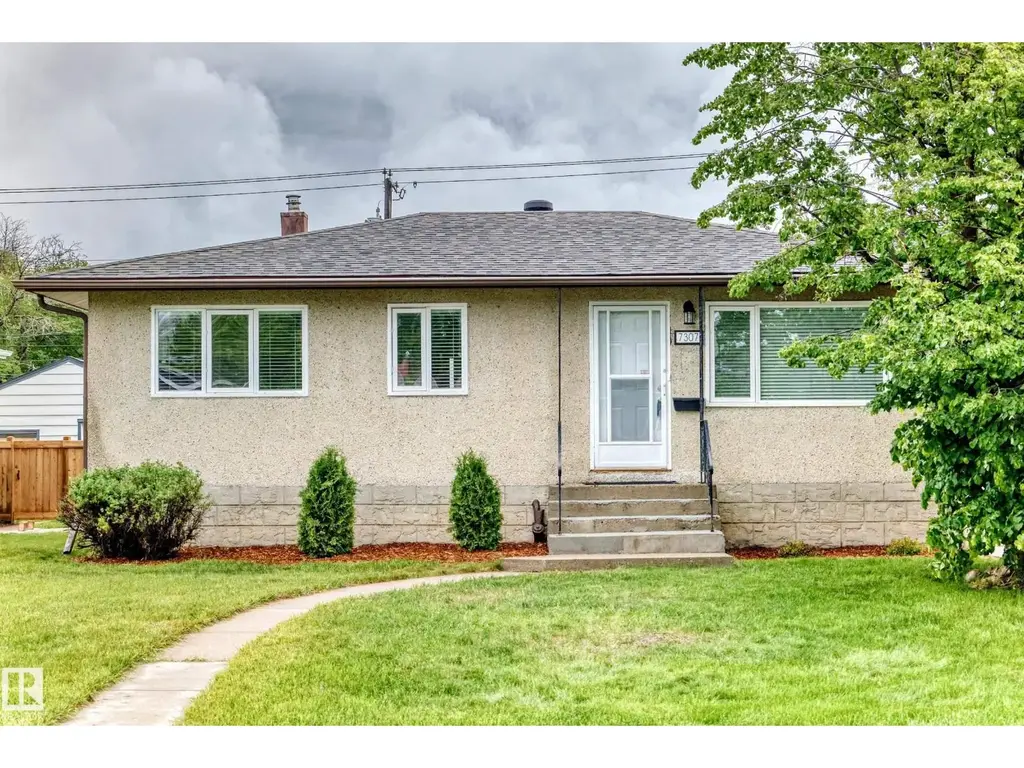 7307 76 St Nw, Edmonton
