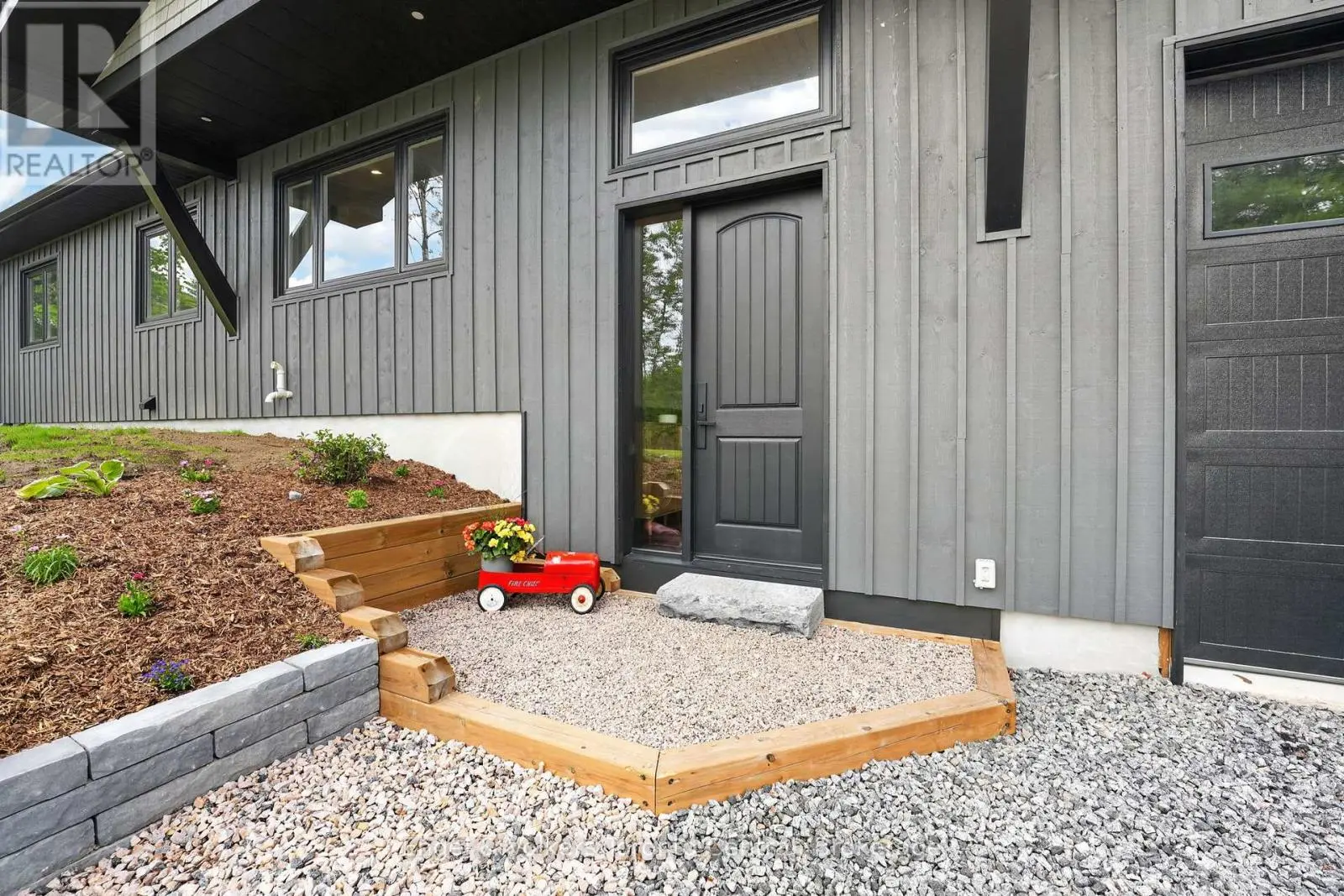 1093 Highway 141 Drive, Seguin