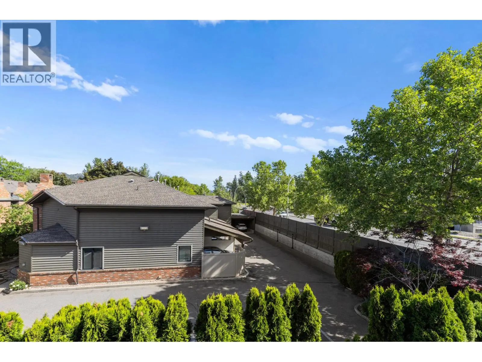 1665 Ufton Court Unit# 218. Kelowna, British Columbia