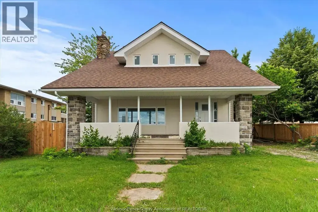305 Erie, Leamington