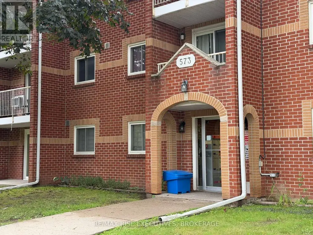 101 - 573 Armstrong Road, Kingston (East Gardiners Rd)
