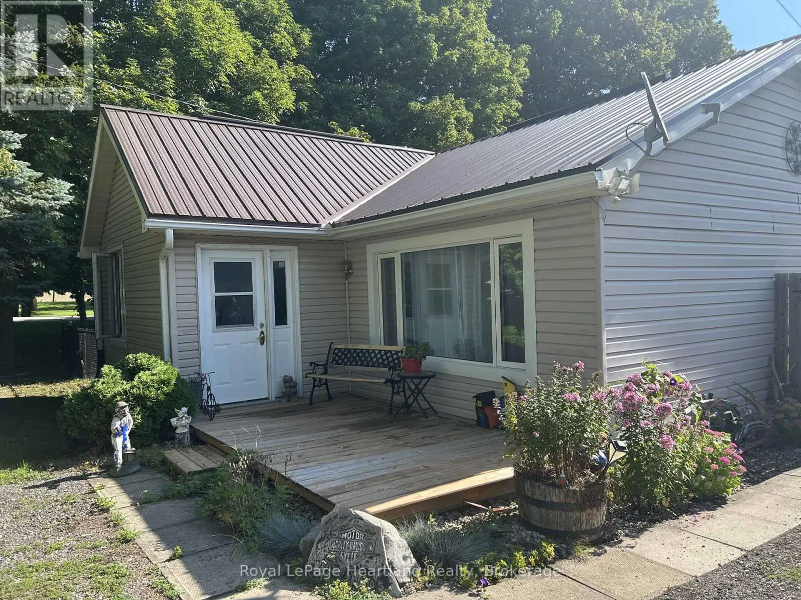 90 Mary Street, North Huron (Wingham)