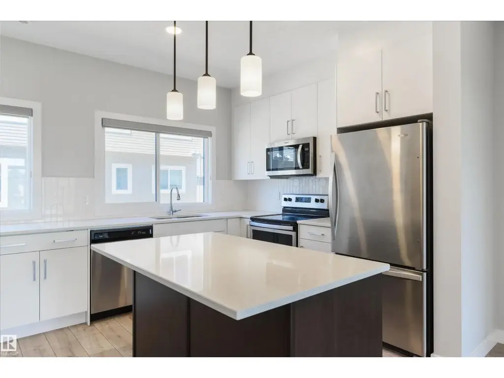 #3 11373 12 Av Nw Nw, Edmonton