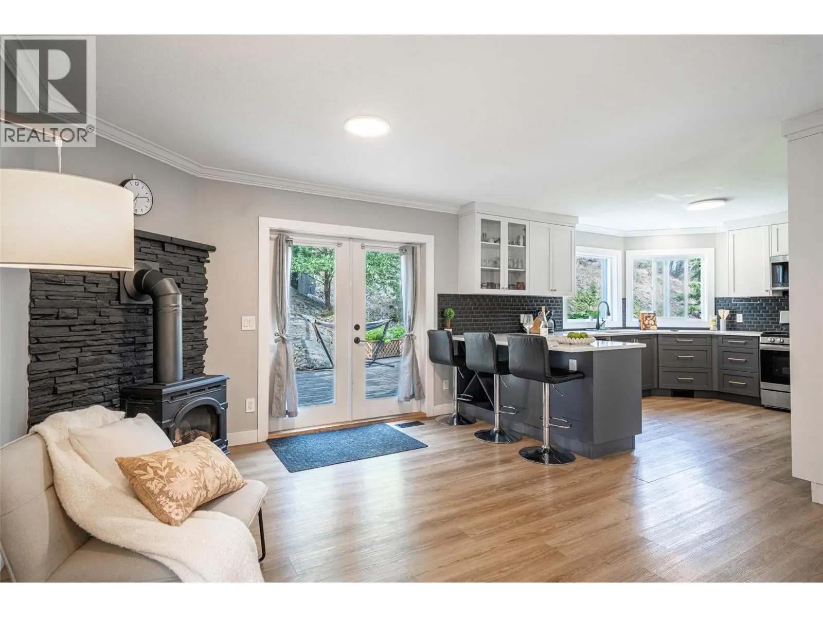 670 Cassiar Road. Kelowna, British Columbia