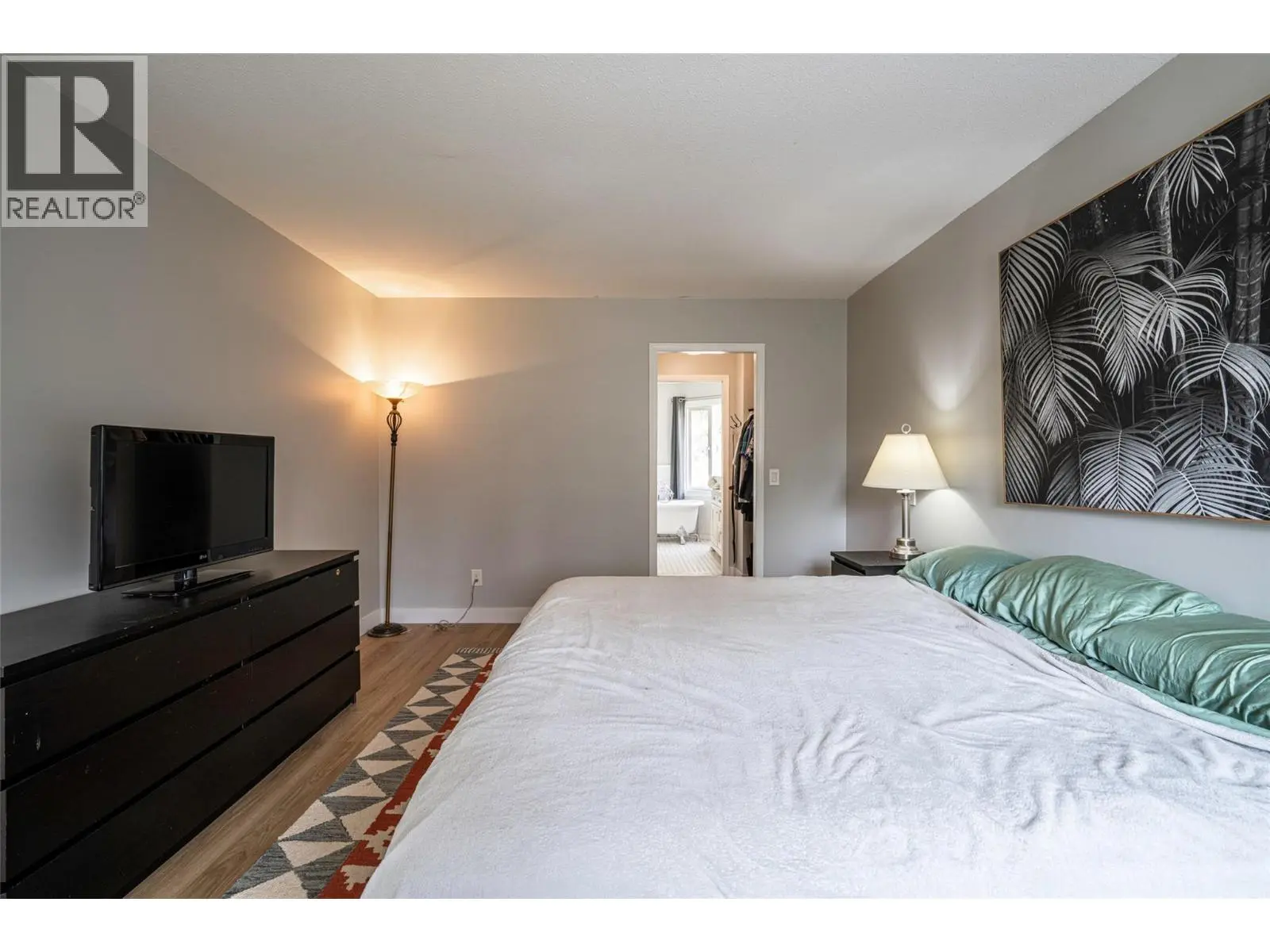 670 Cassiar Road. Kelowna, British Columbia