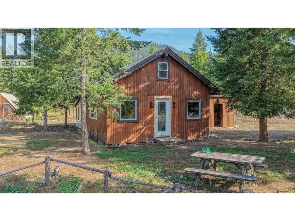 180 Selkirk View Road, Edgewood