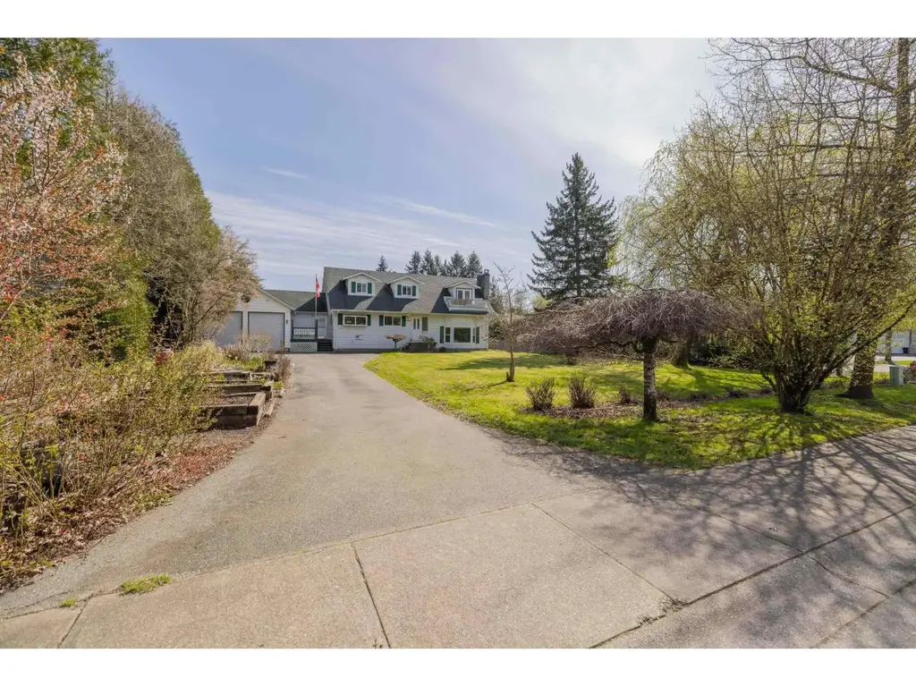 4458 Benz Crescent, Langley
