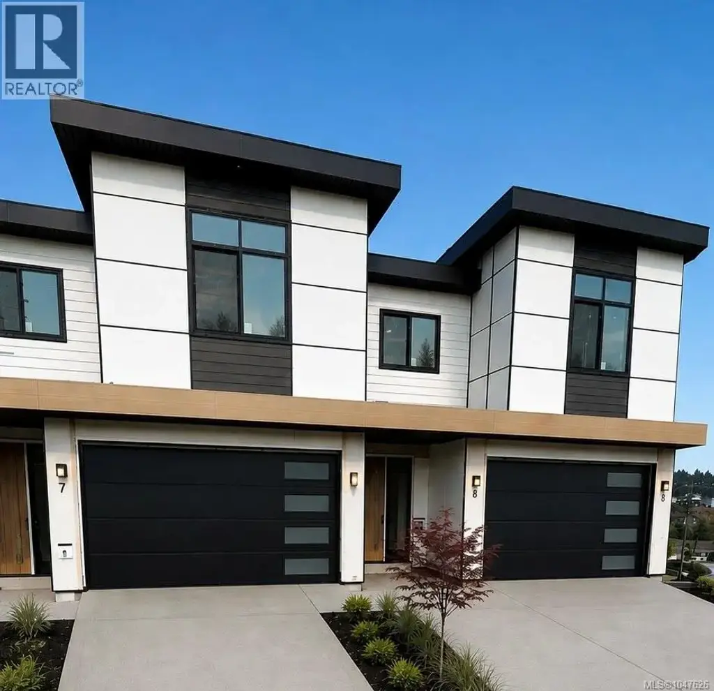 2123 Kingbird Dr, Langford