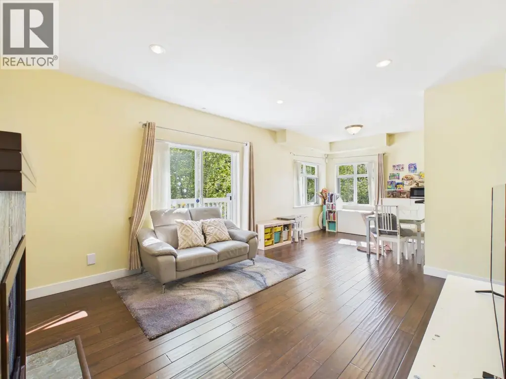 141 7388 Macpherson Avenue, Burnaby