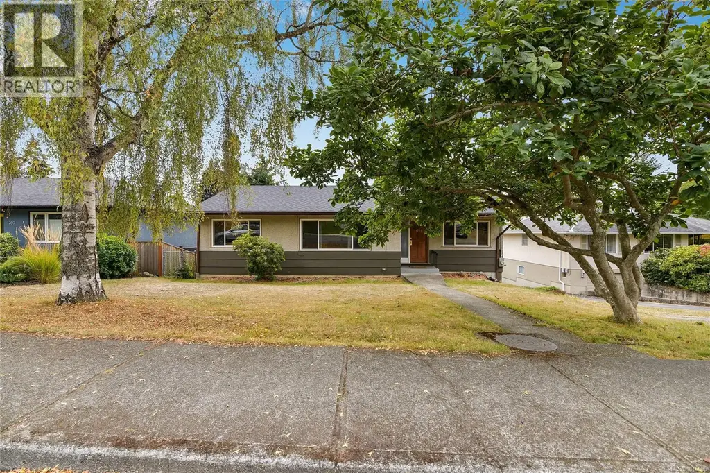 1277 Revercomb Pl, Victoria