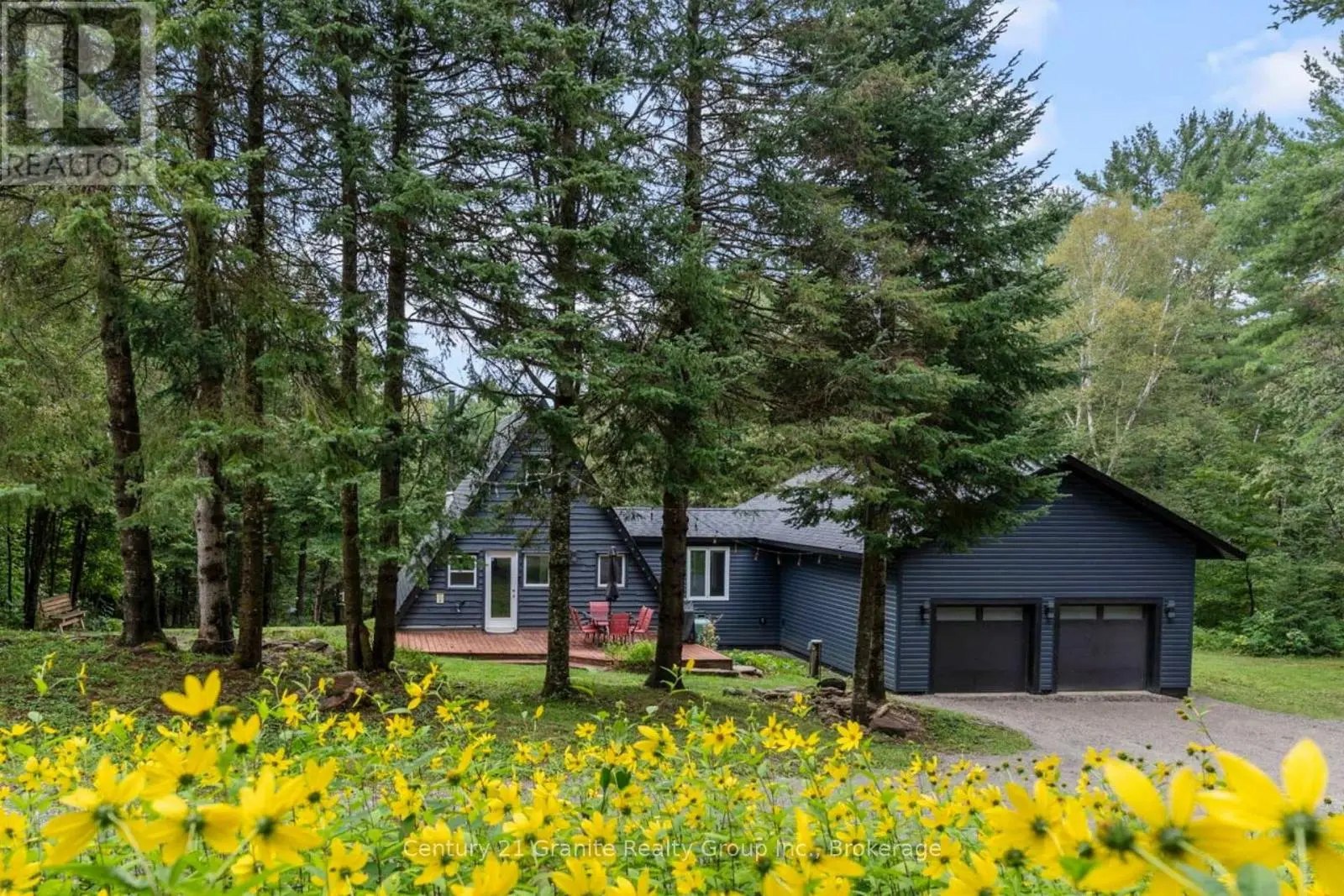 1452 Blairhampton Road, Minden Hills (Minden)